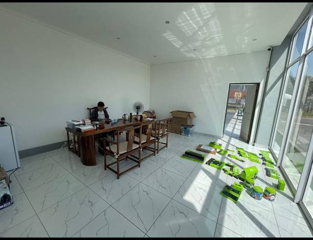 1,000M² WAREHOUSE TO LET IN ORMONDE